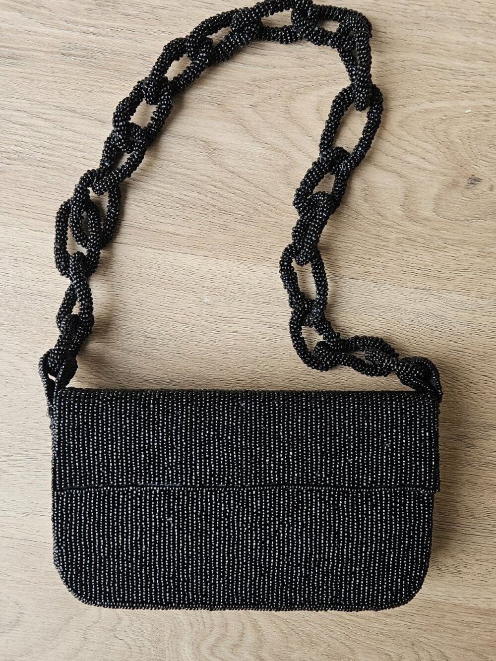 Bkack beaded shoulder bag